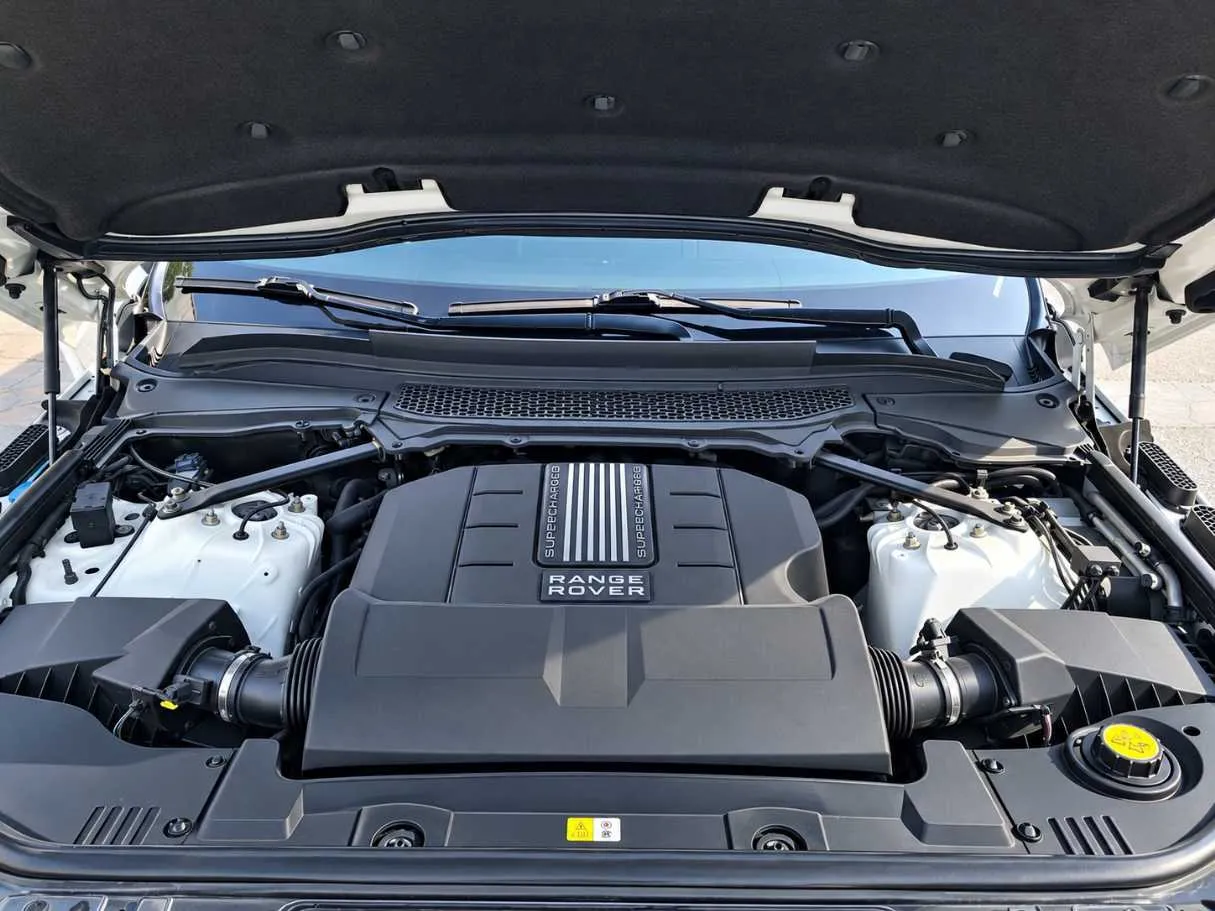 Car image 20