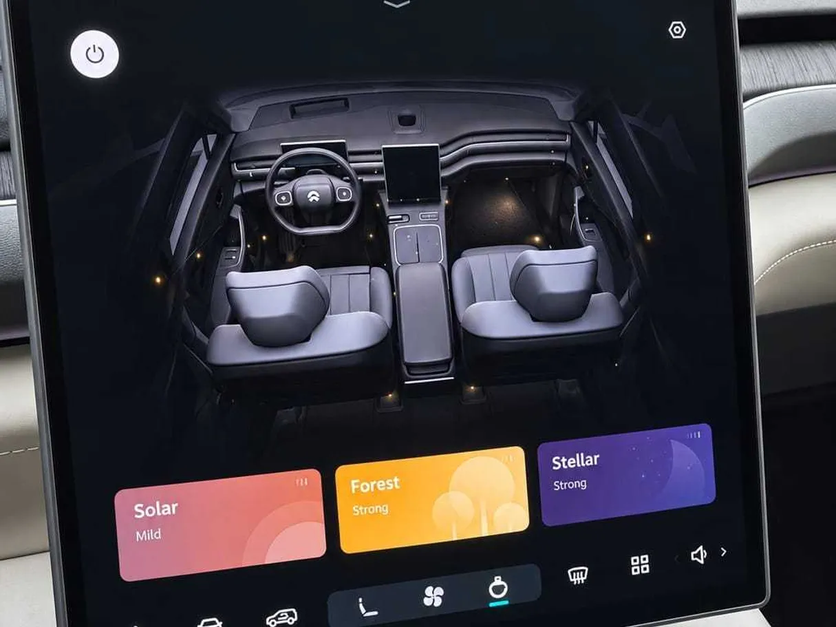 Car image 36