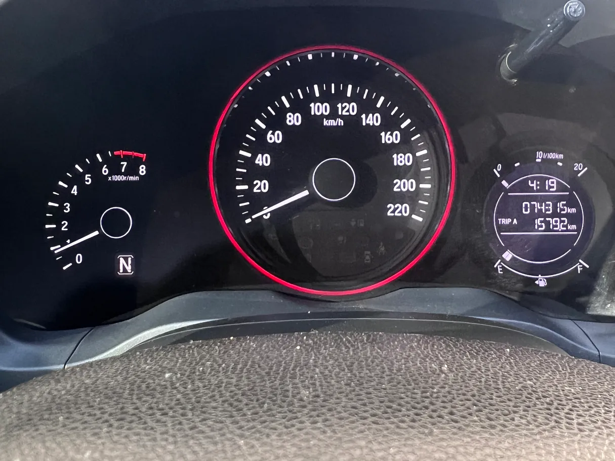 Car image 7