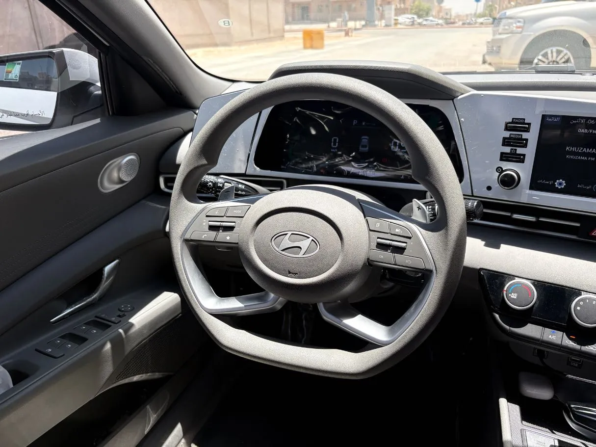 Car image 21
