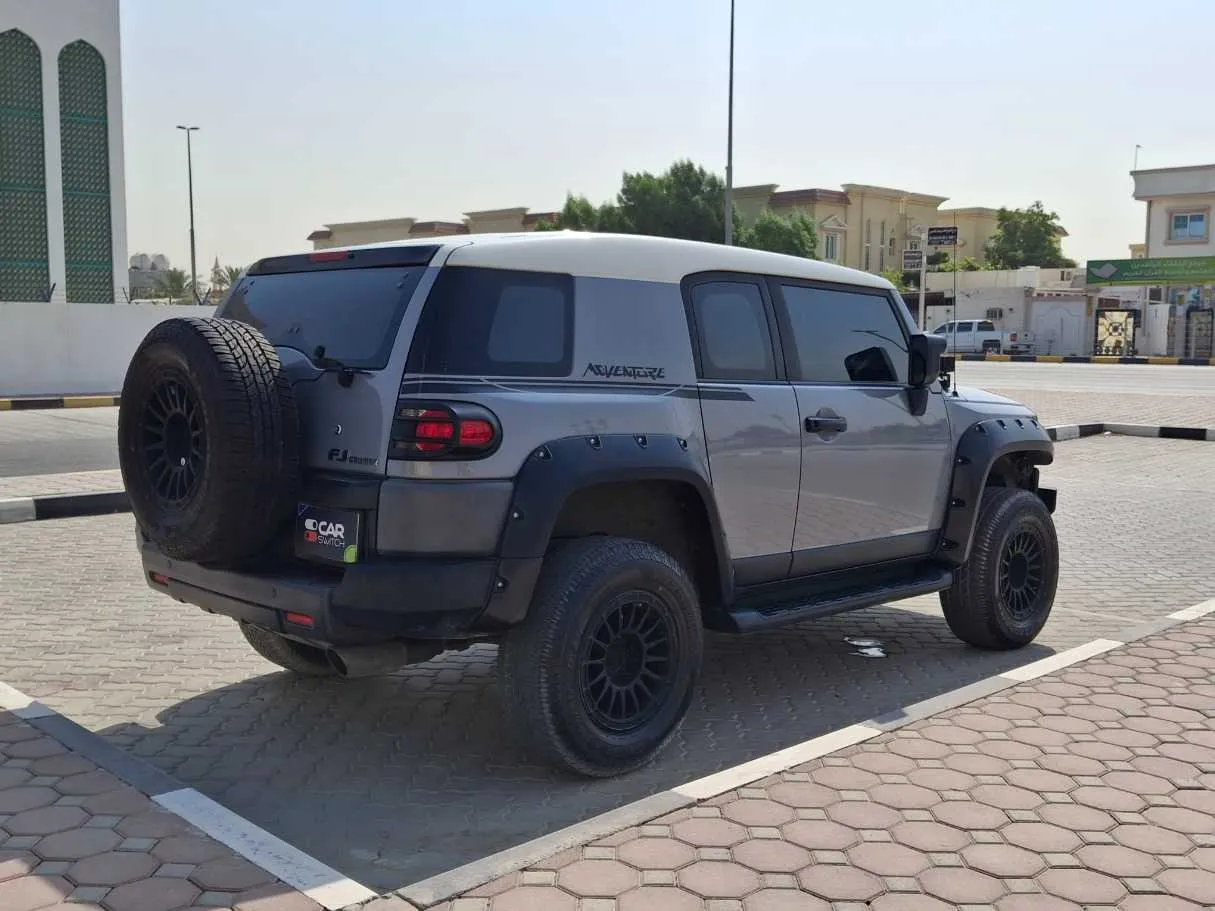 Car image 7