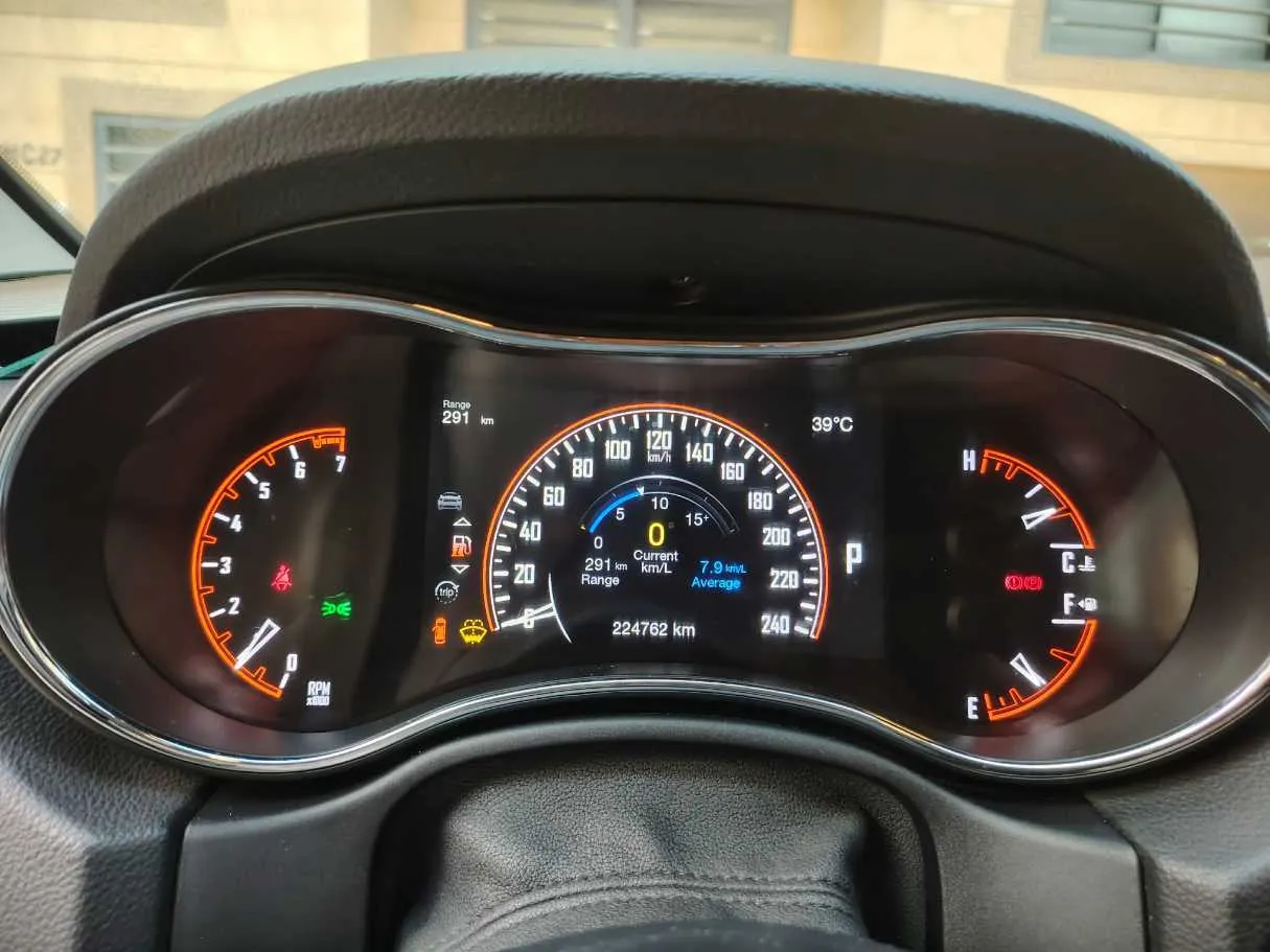 Car image 27