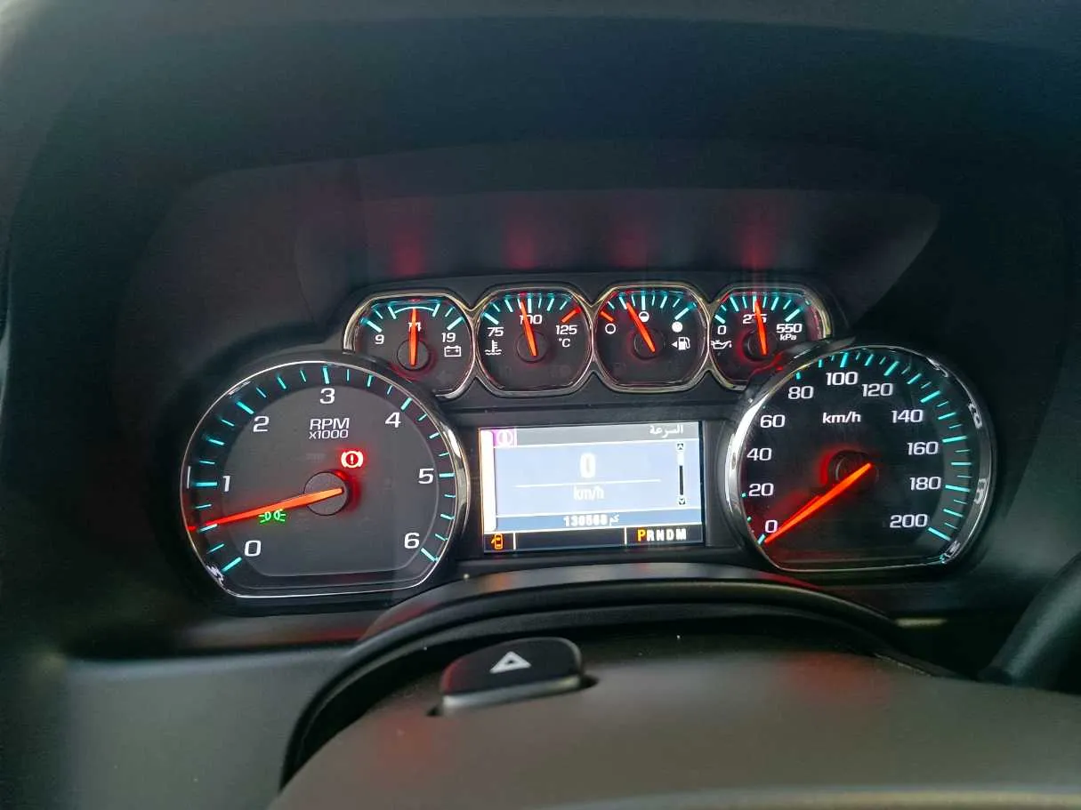 Car image 30