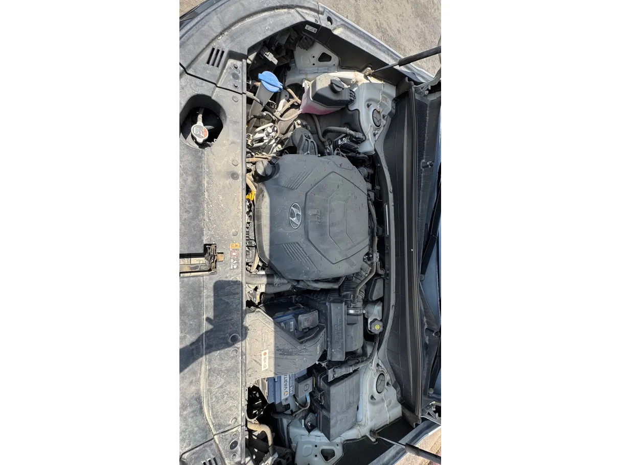 Car image 29