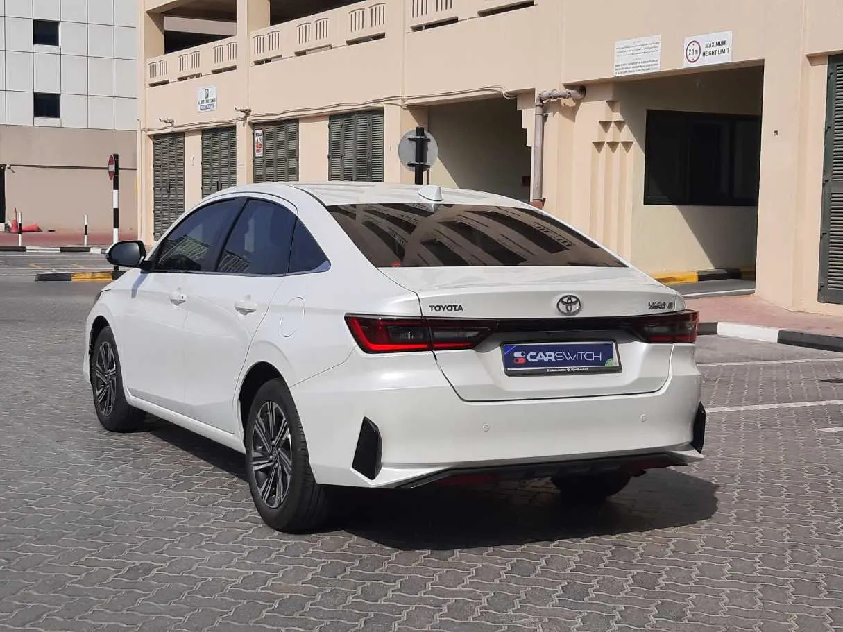Car image 7