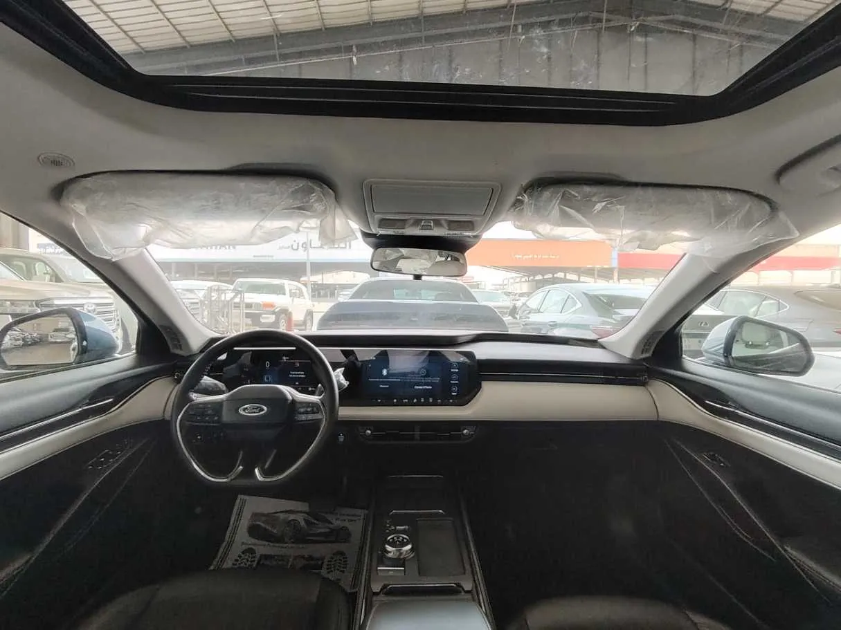 Car image 20