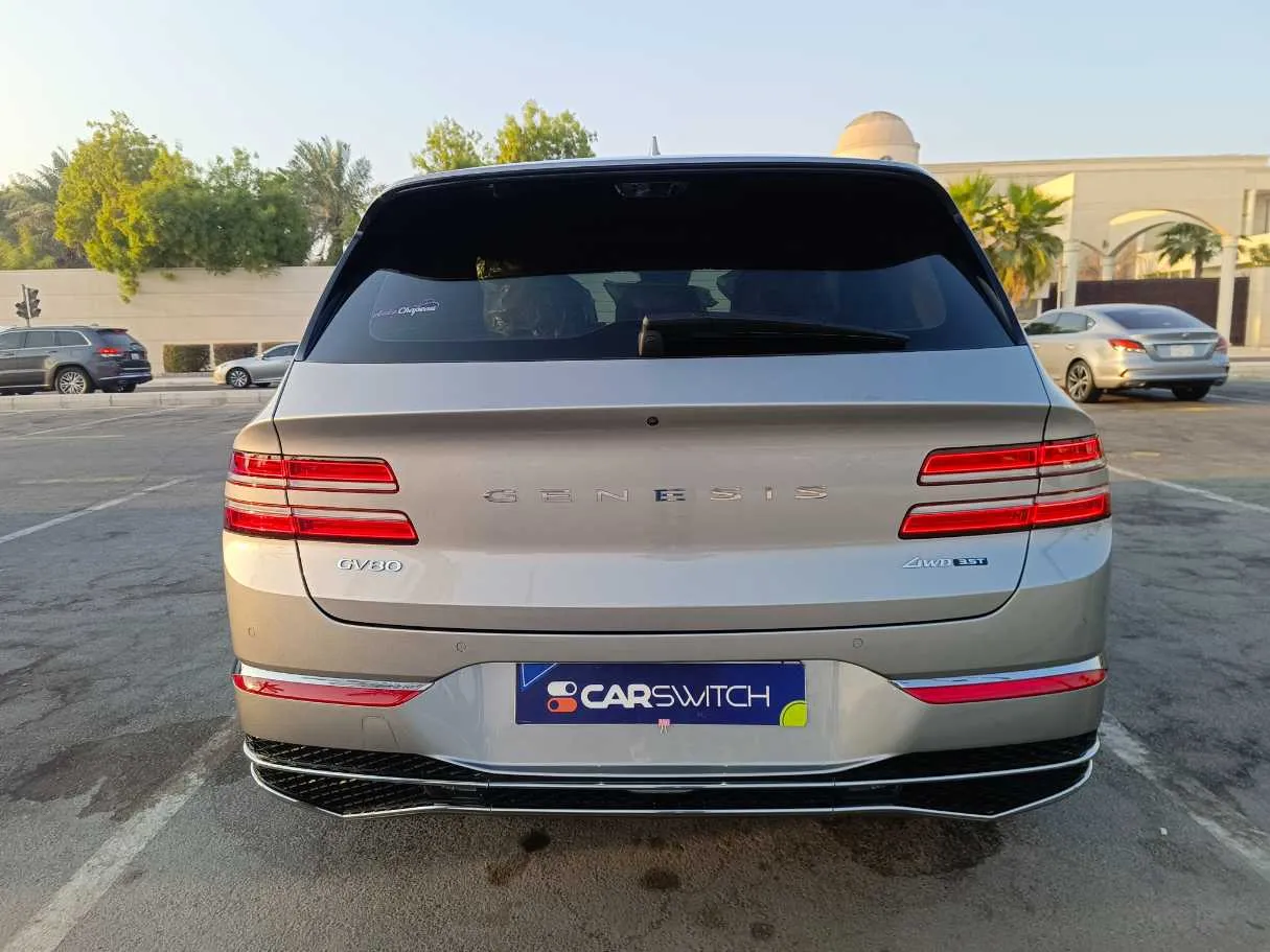 Car image 6