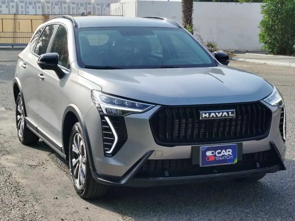 Car image 3
