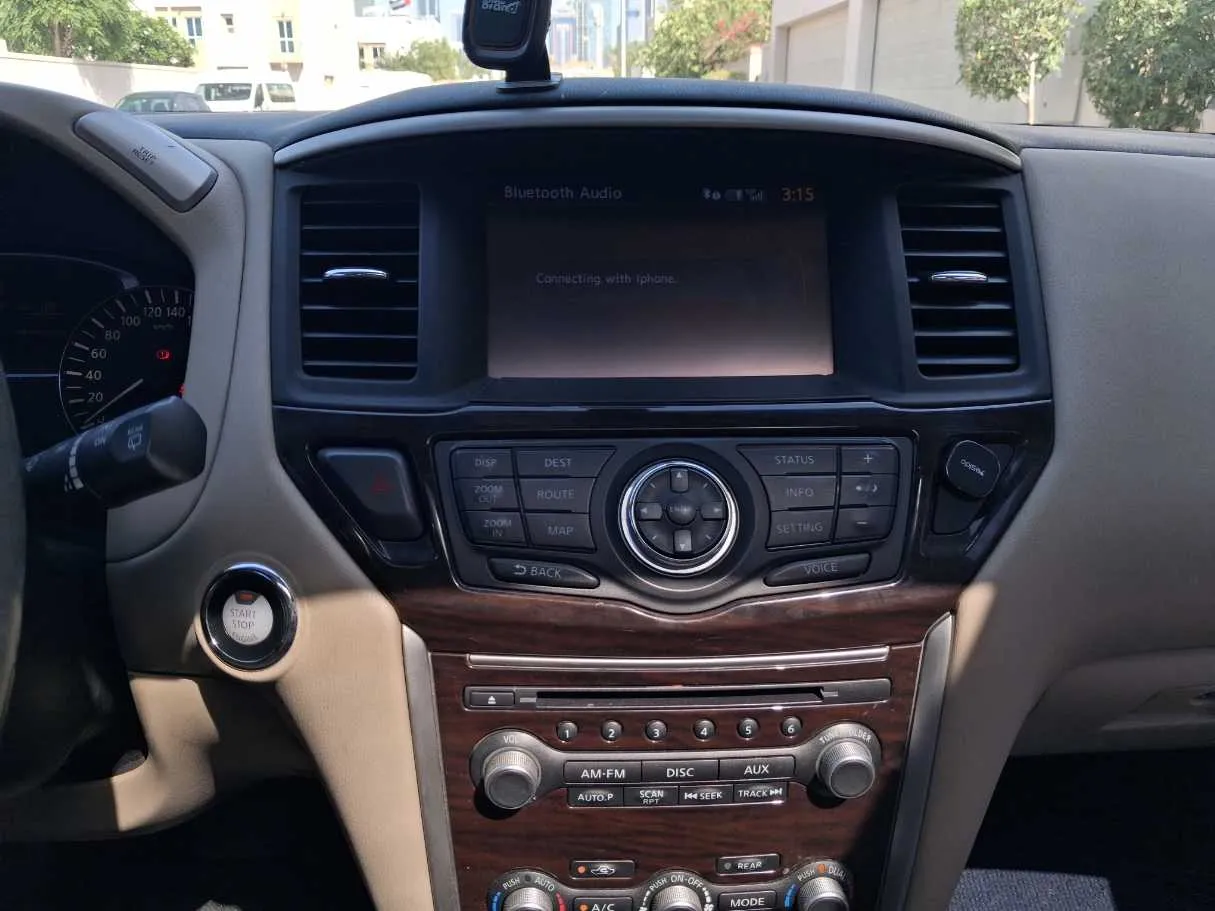 Car image 15