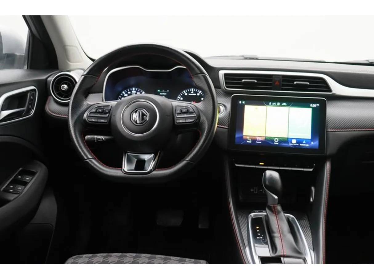 Car image 15