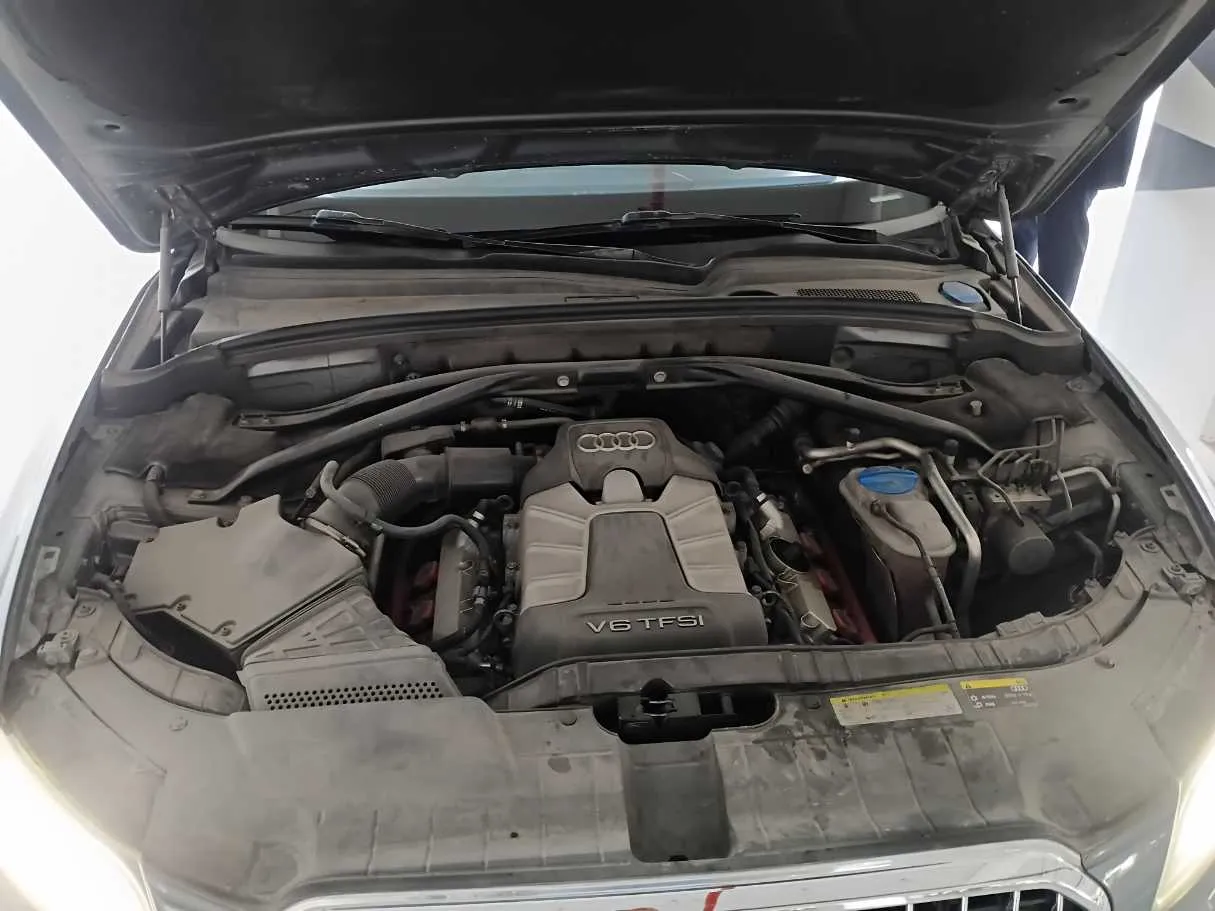 Car image 22