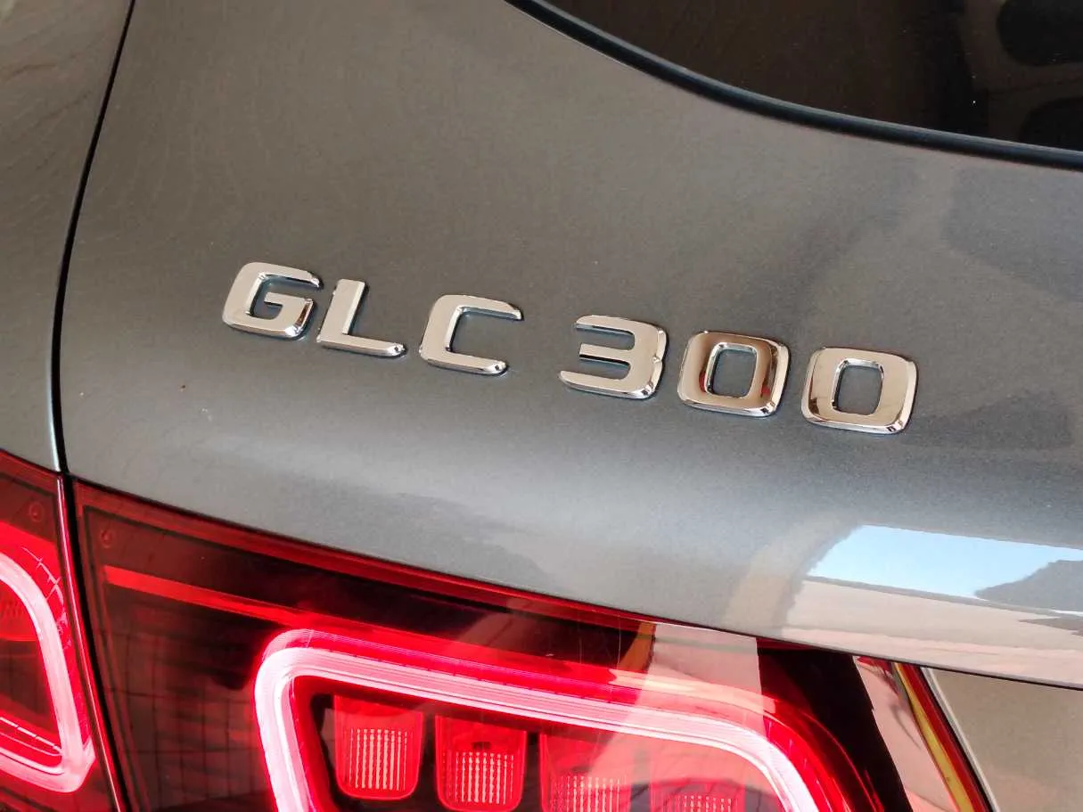 Car image 36