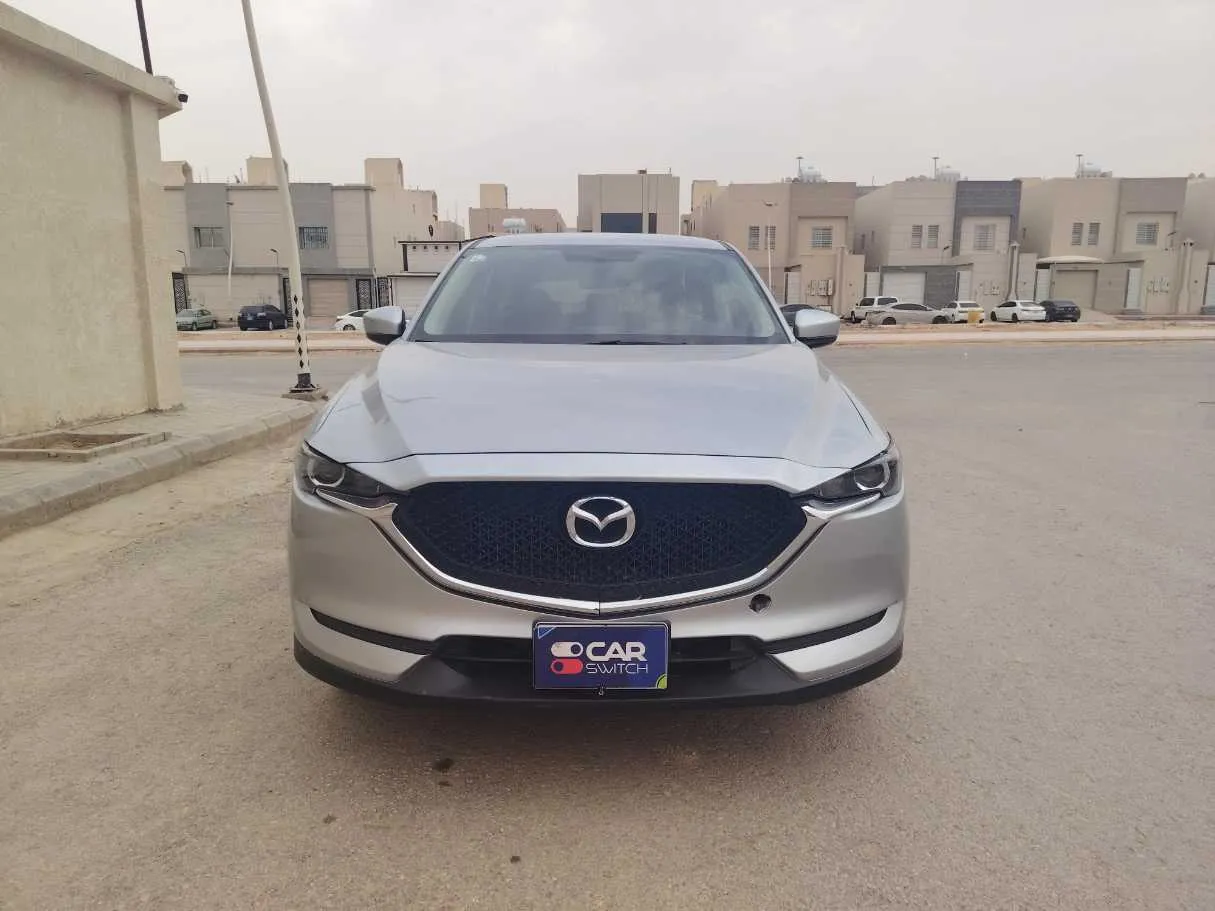 Car image 2