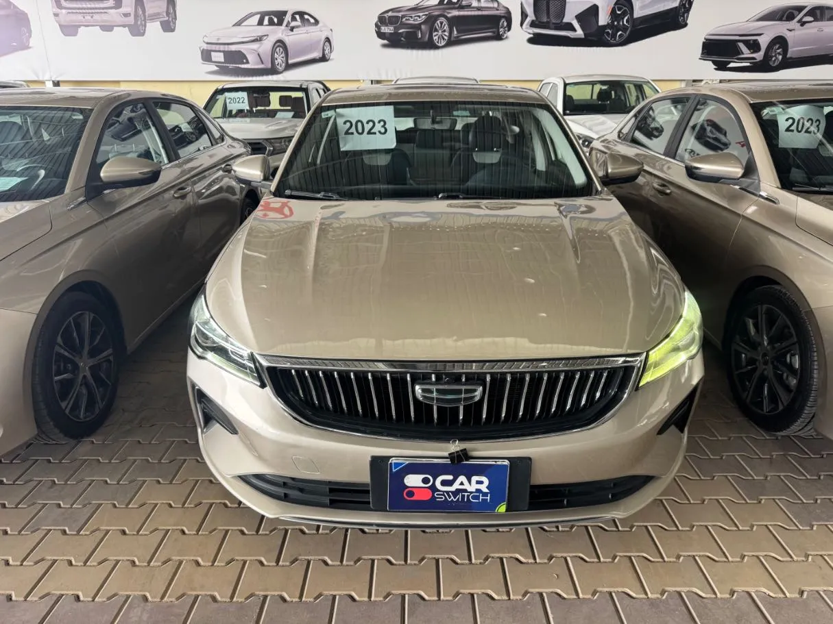 Car image 2