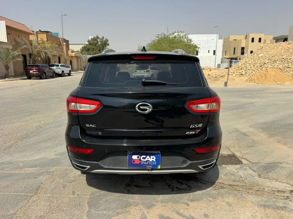 Car image 6