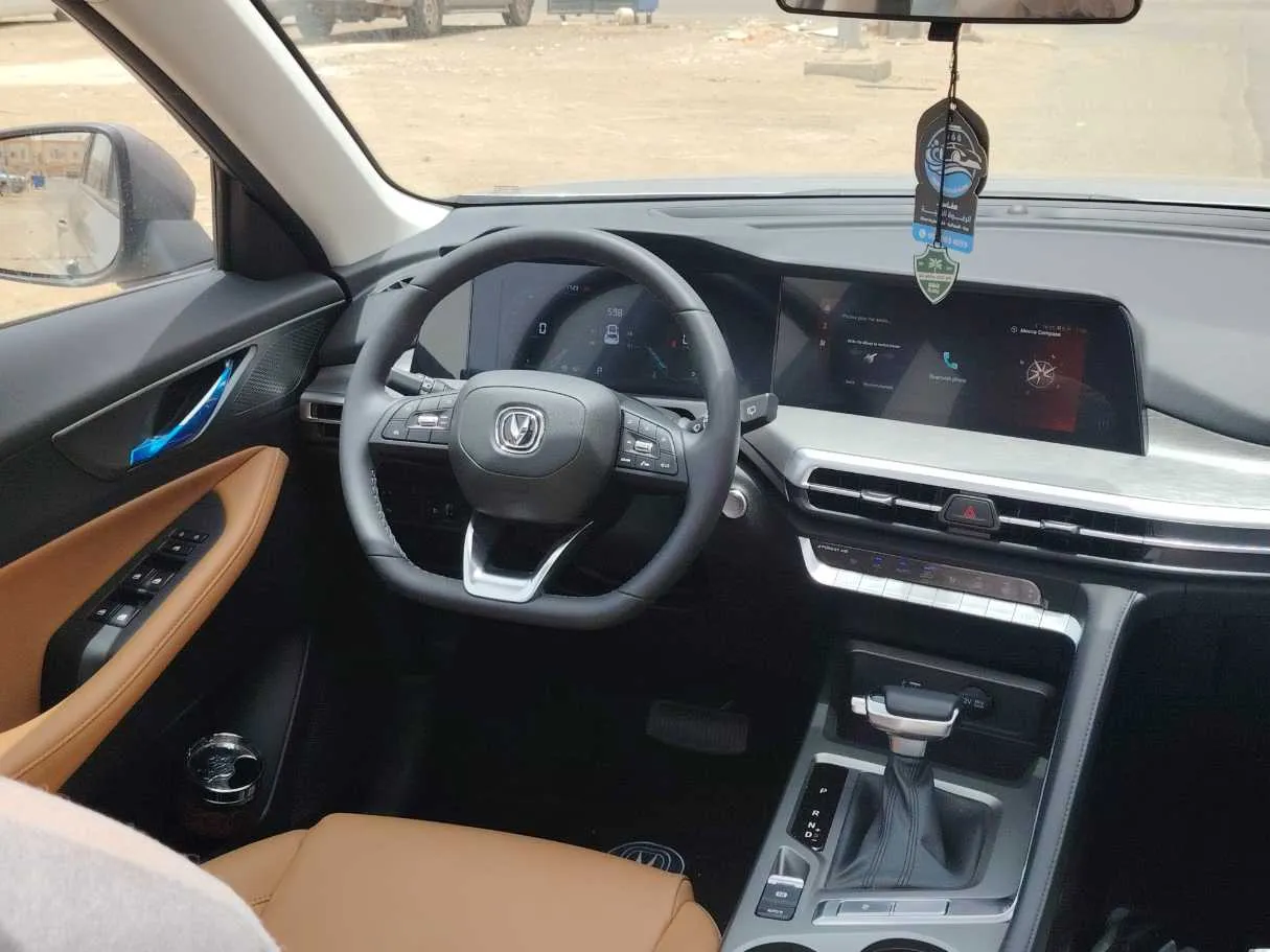 Car image 22