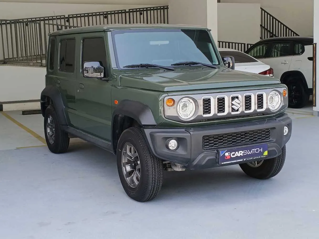 Car image 3