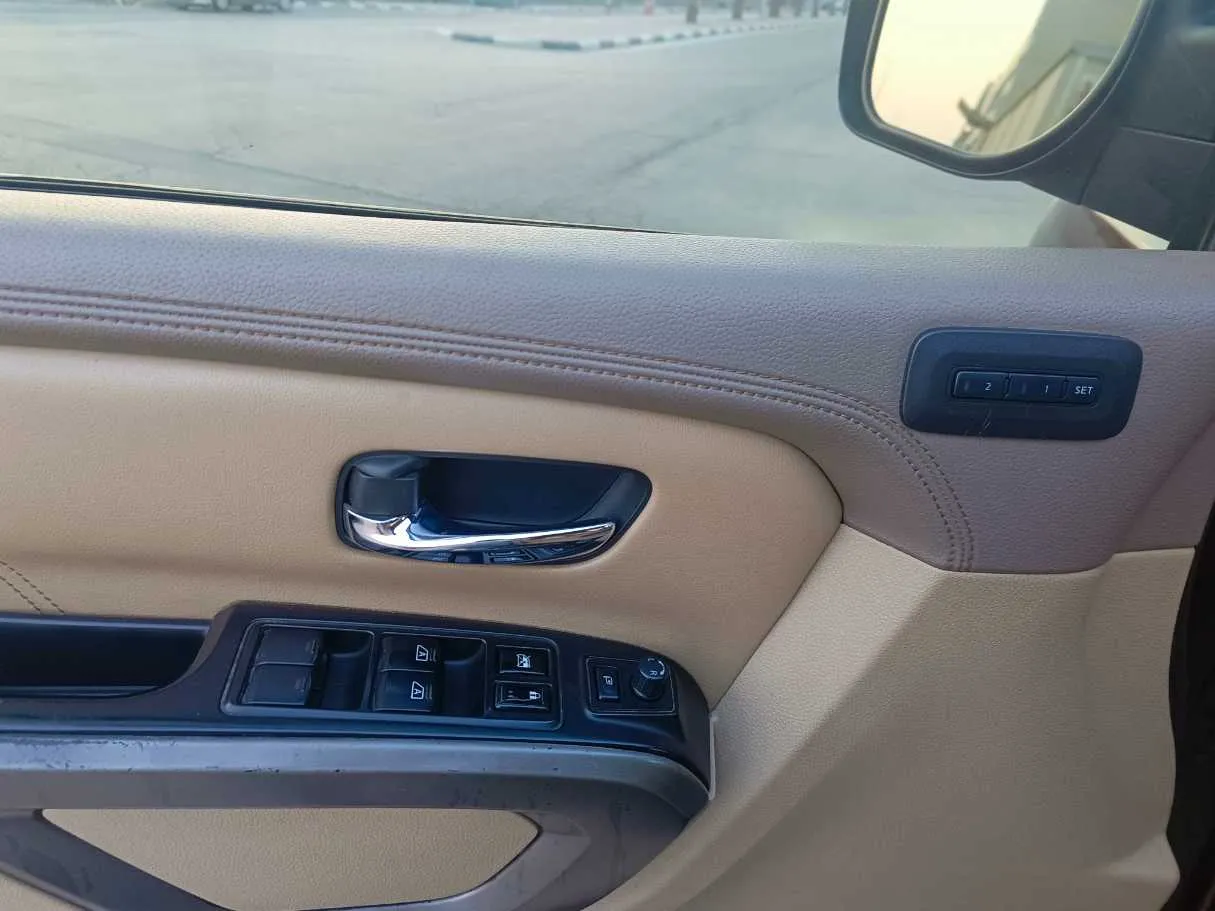 Car image 33