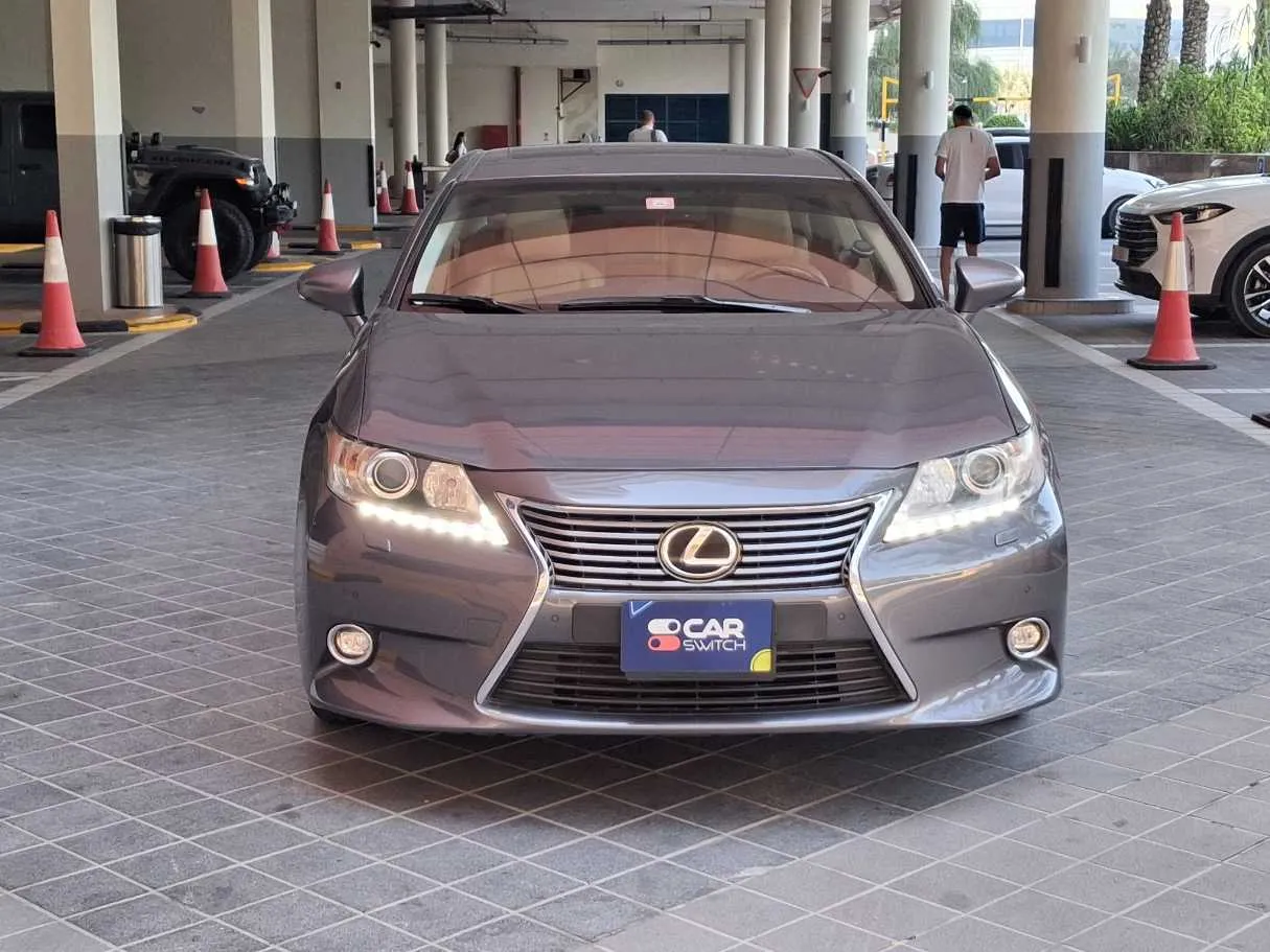 Car image 2
