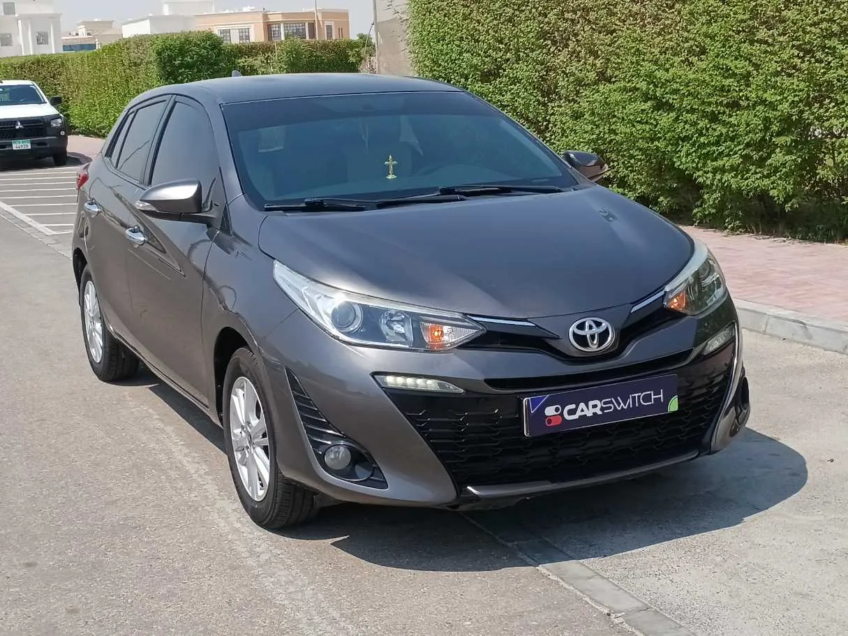 Car image 3