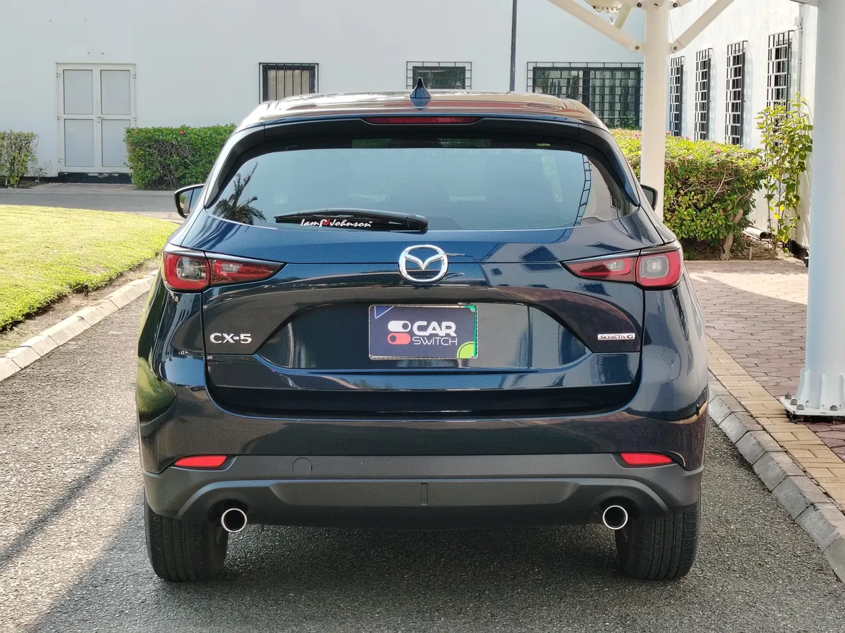 Car image 6