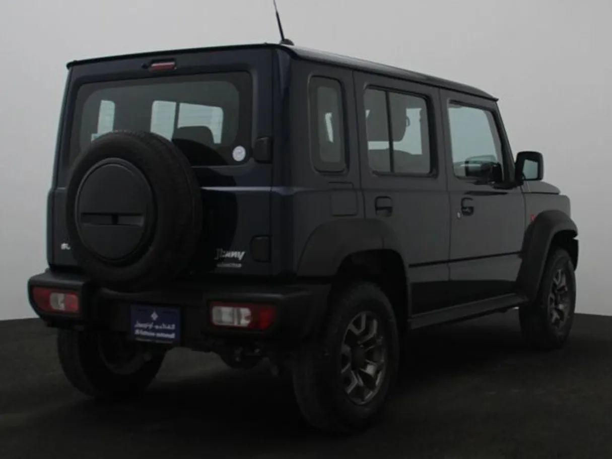 Car image 2