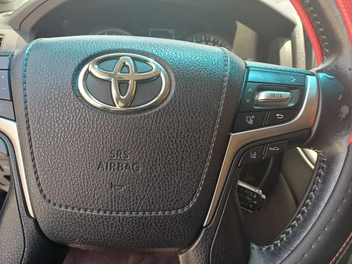 Car image 22