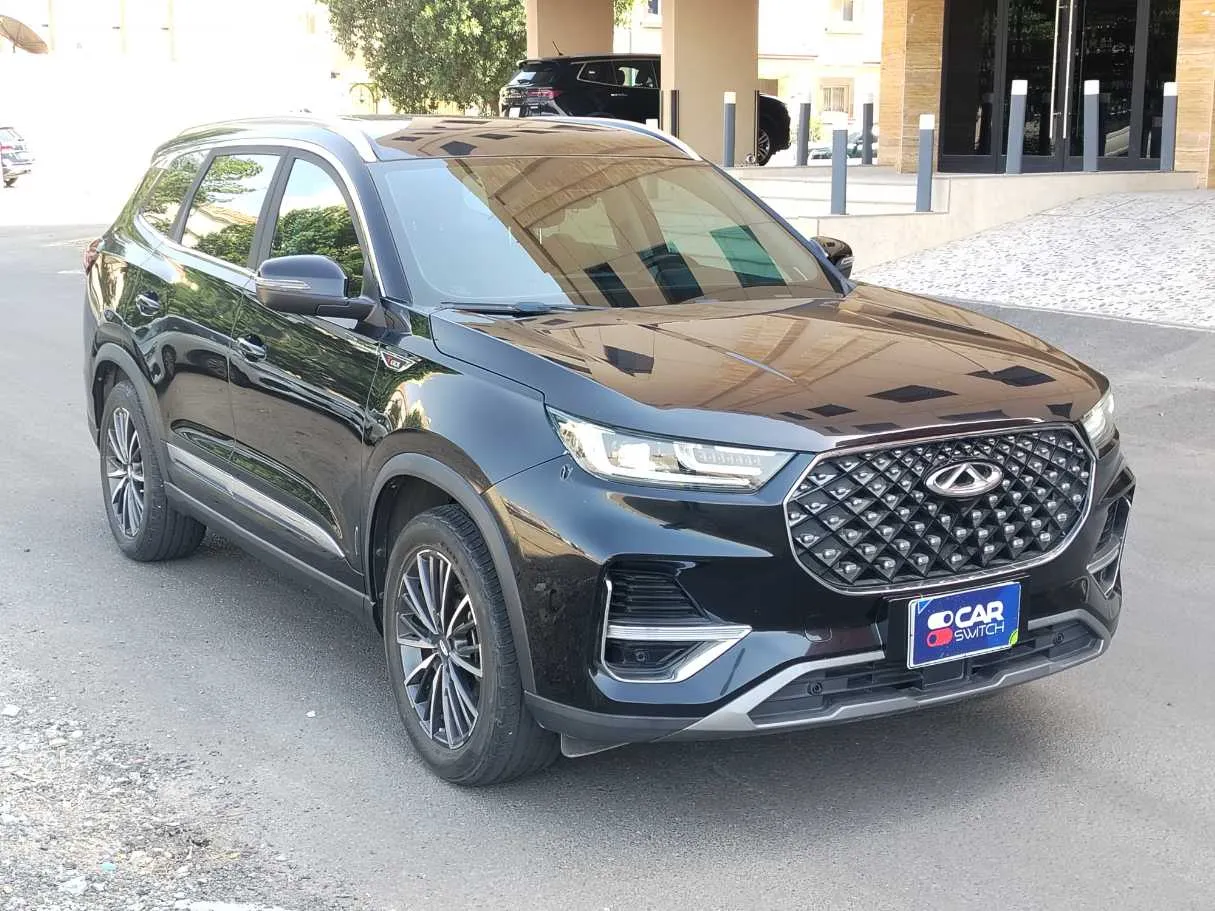 Car image 3