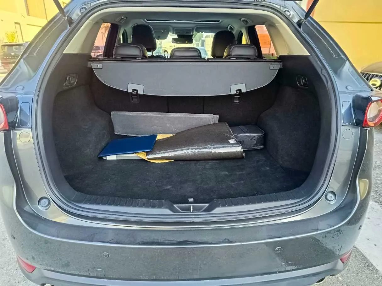 Car image 31