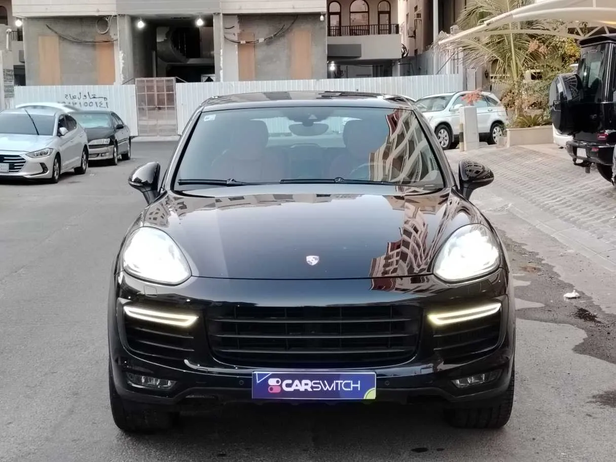Car image 2