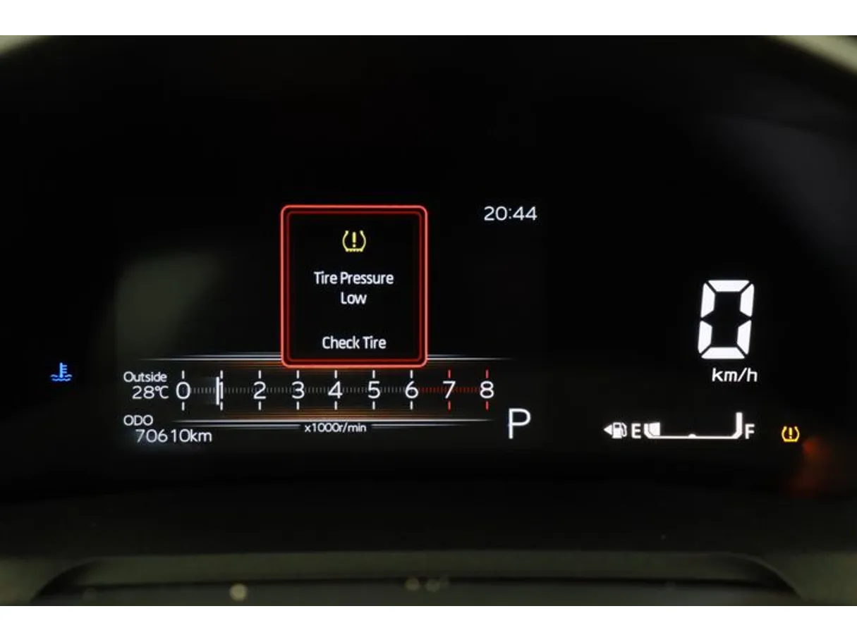 Car image 6