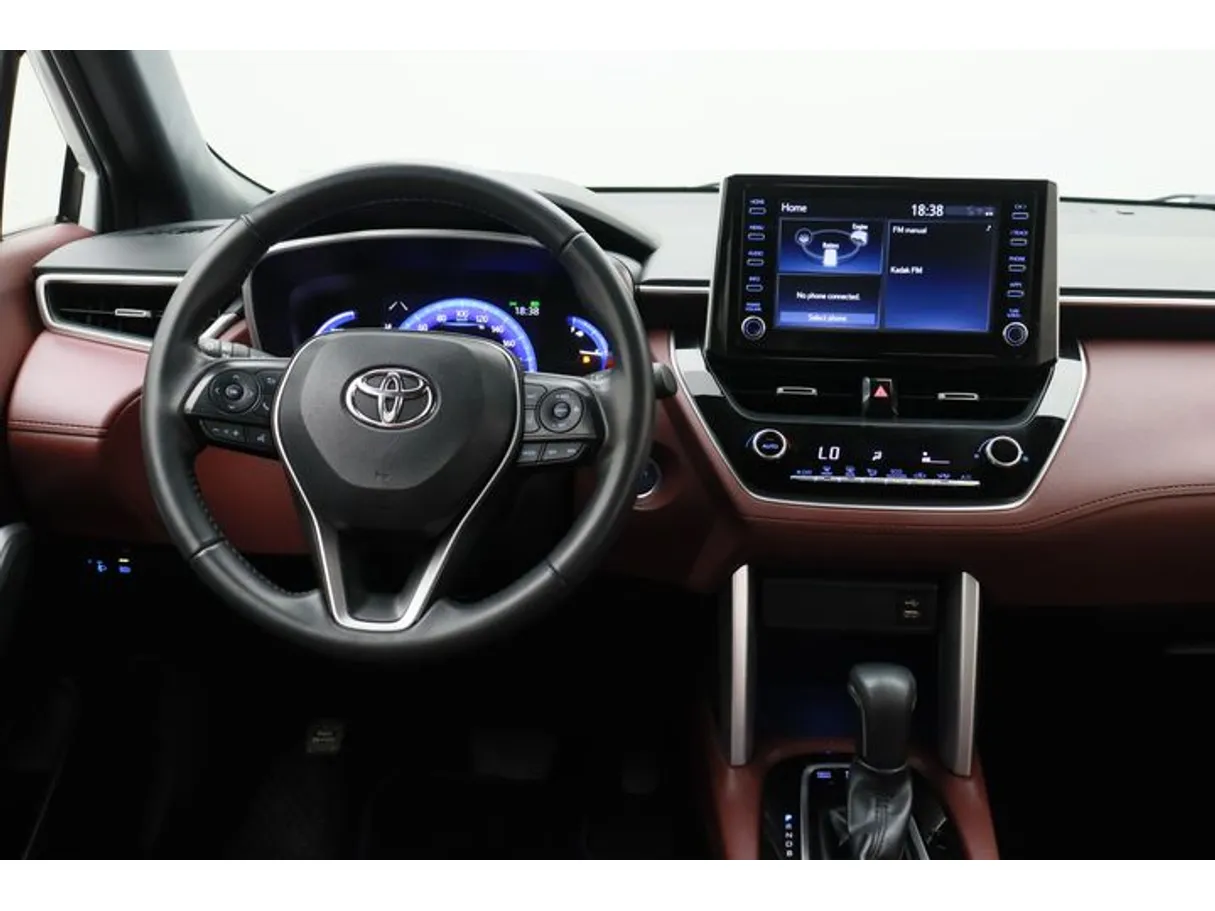 Car image 15