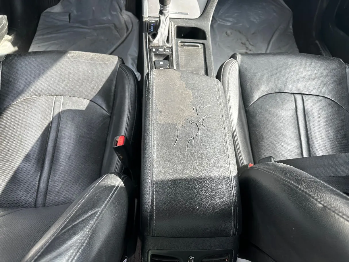 Car image 29