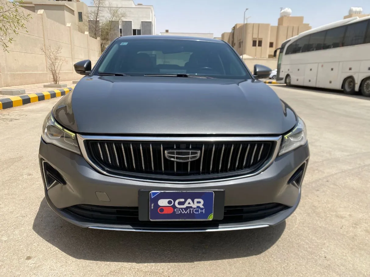Car image 2