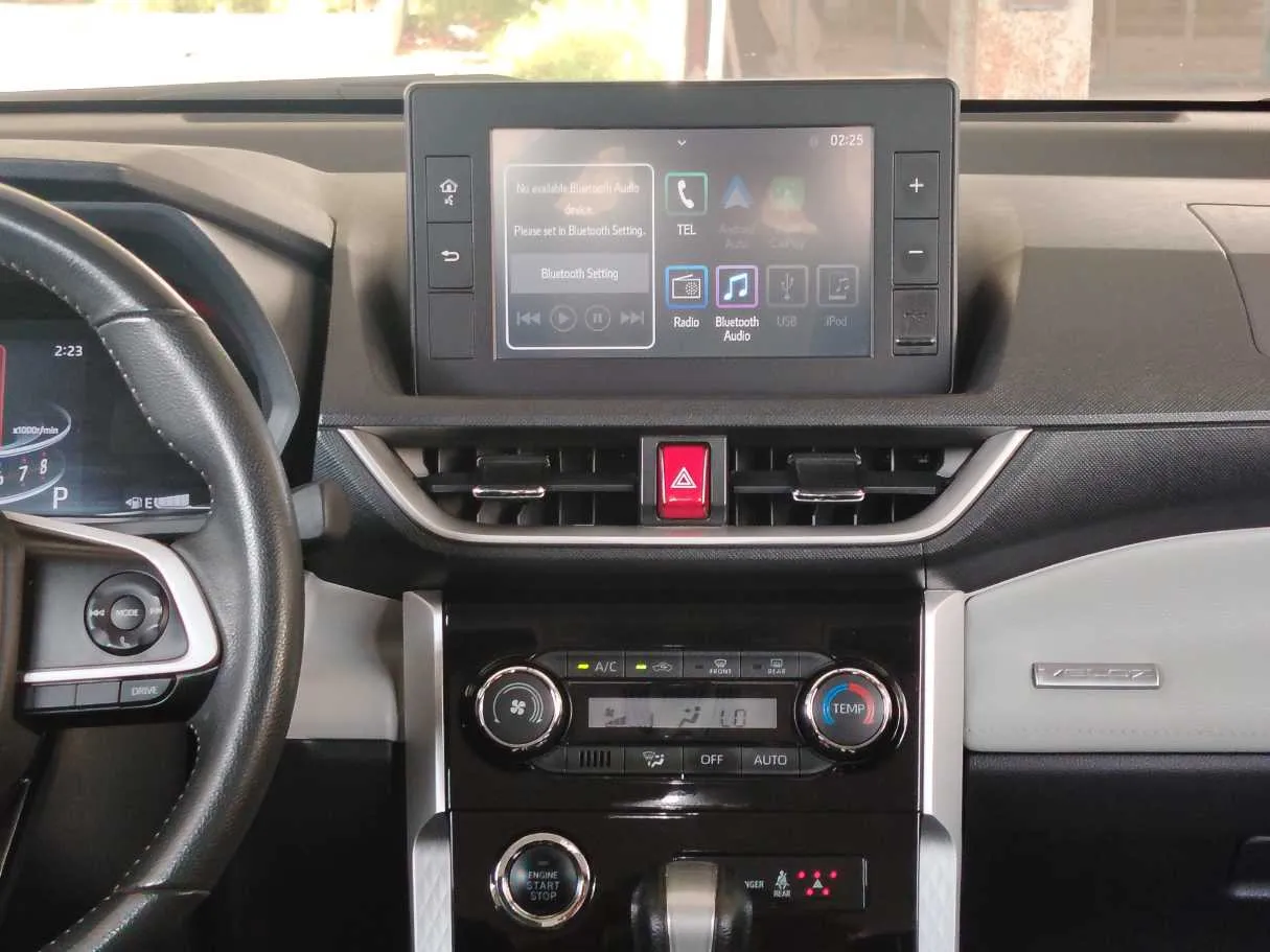 Car image 20