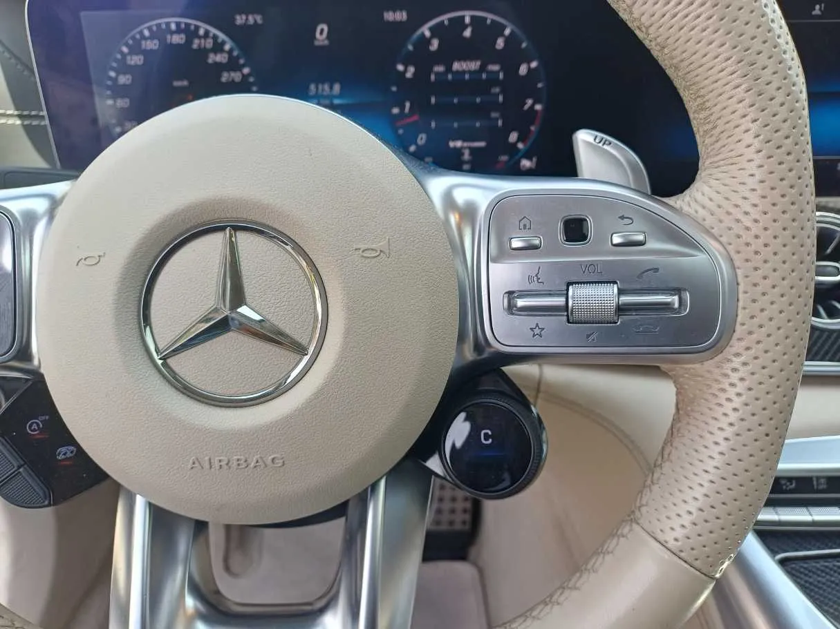 Car image 21