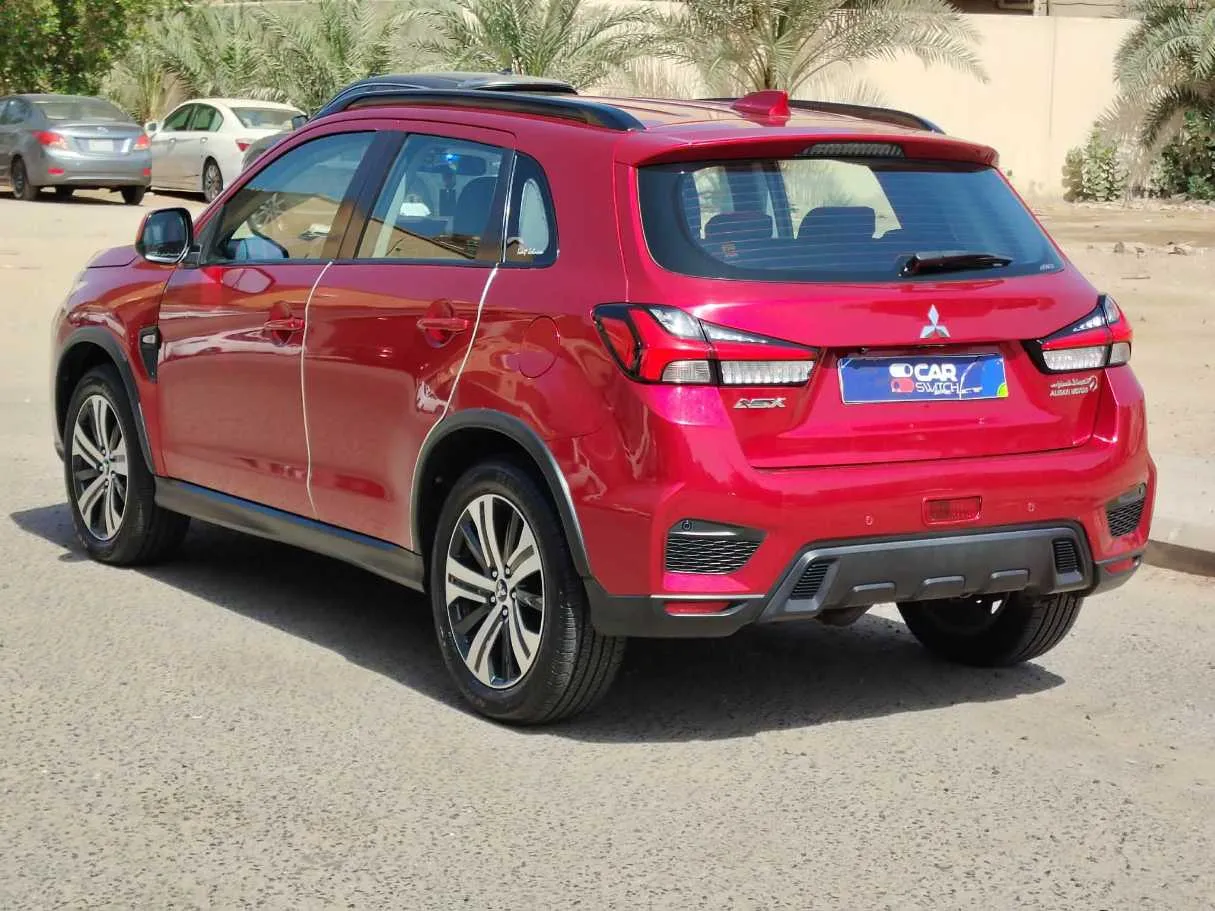 Car image 7