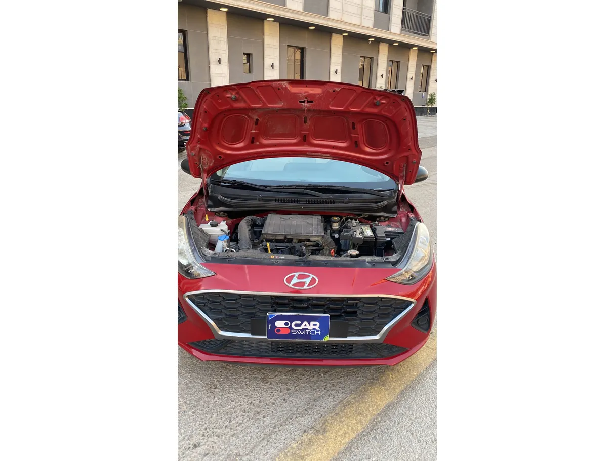 Car image 16