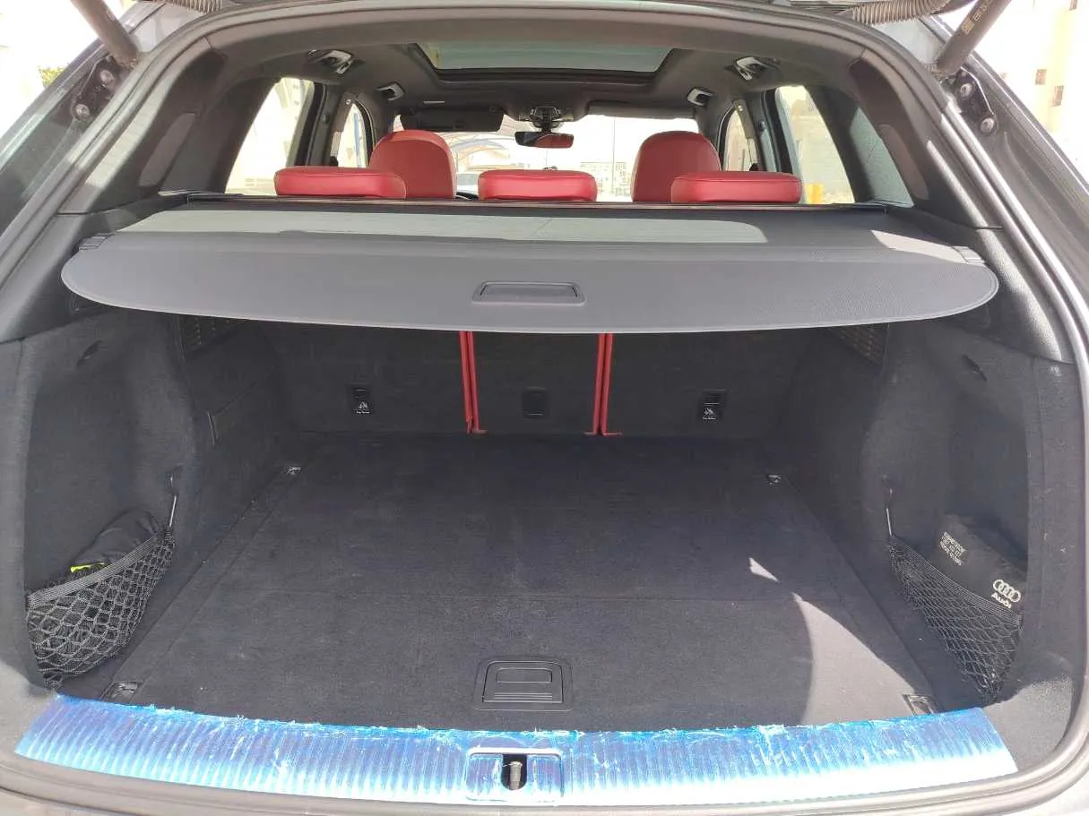 Car image 28