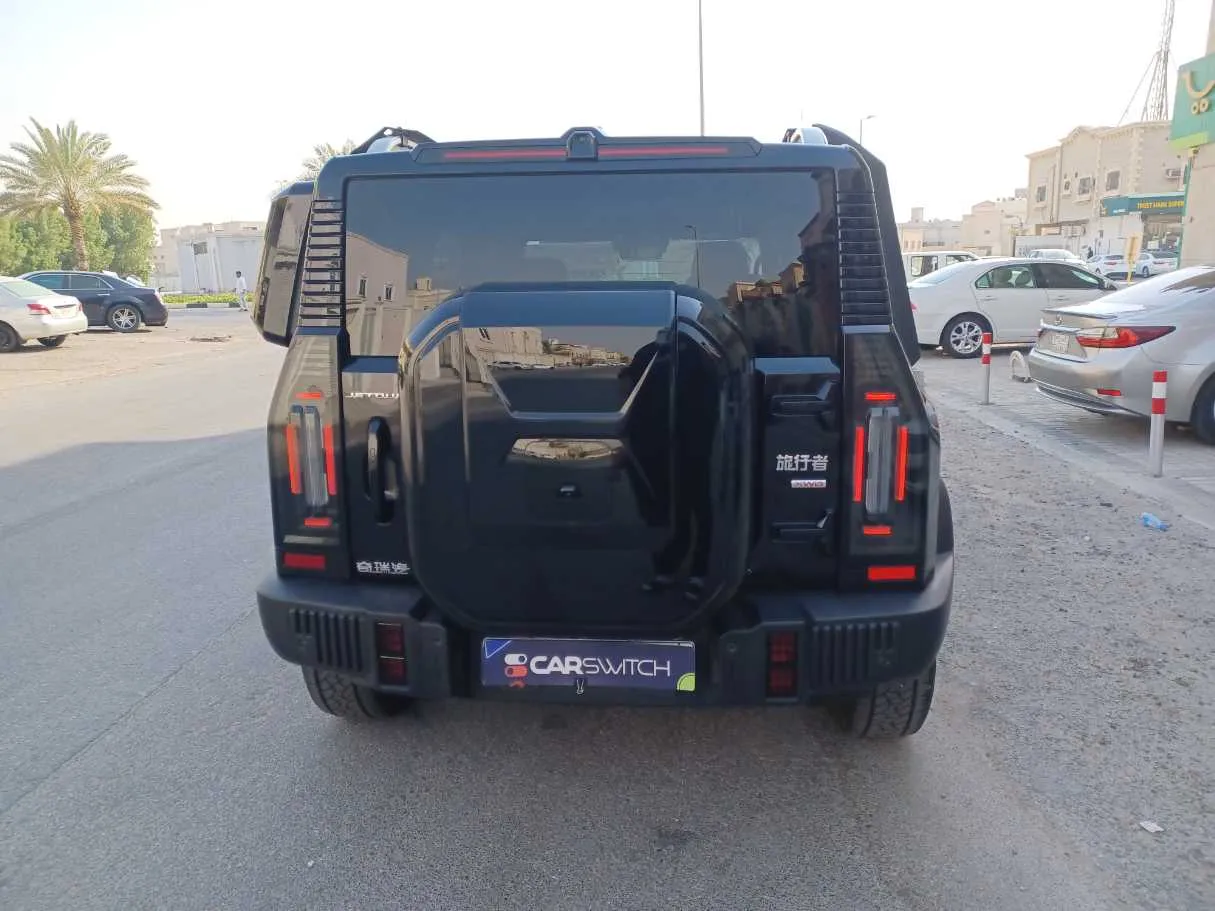 Car image 6