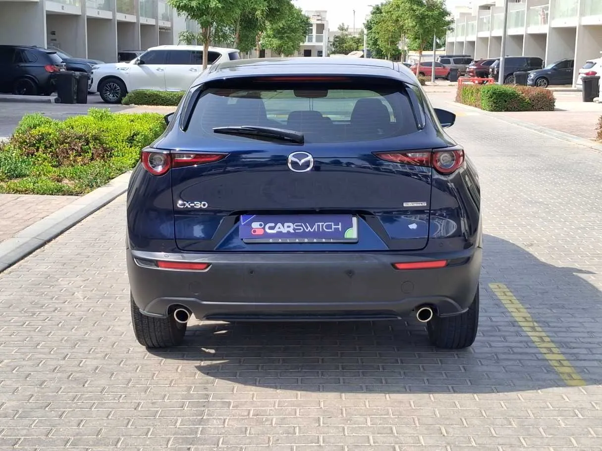Car image 6