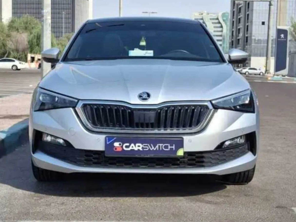 Car image 2