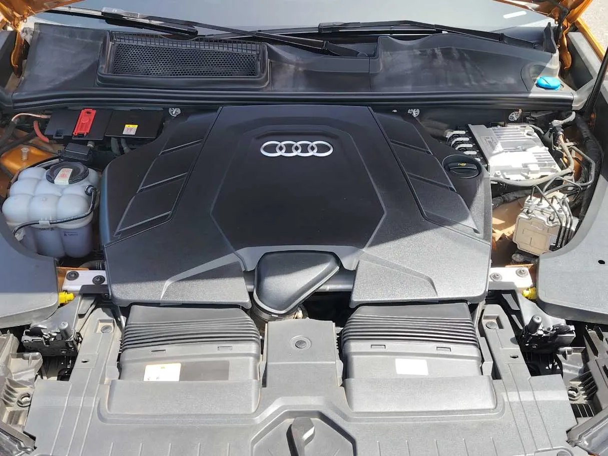 Car image 38