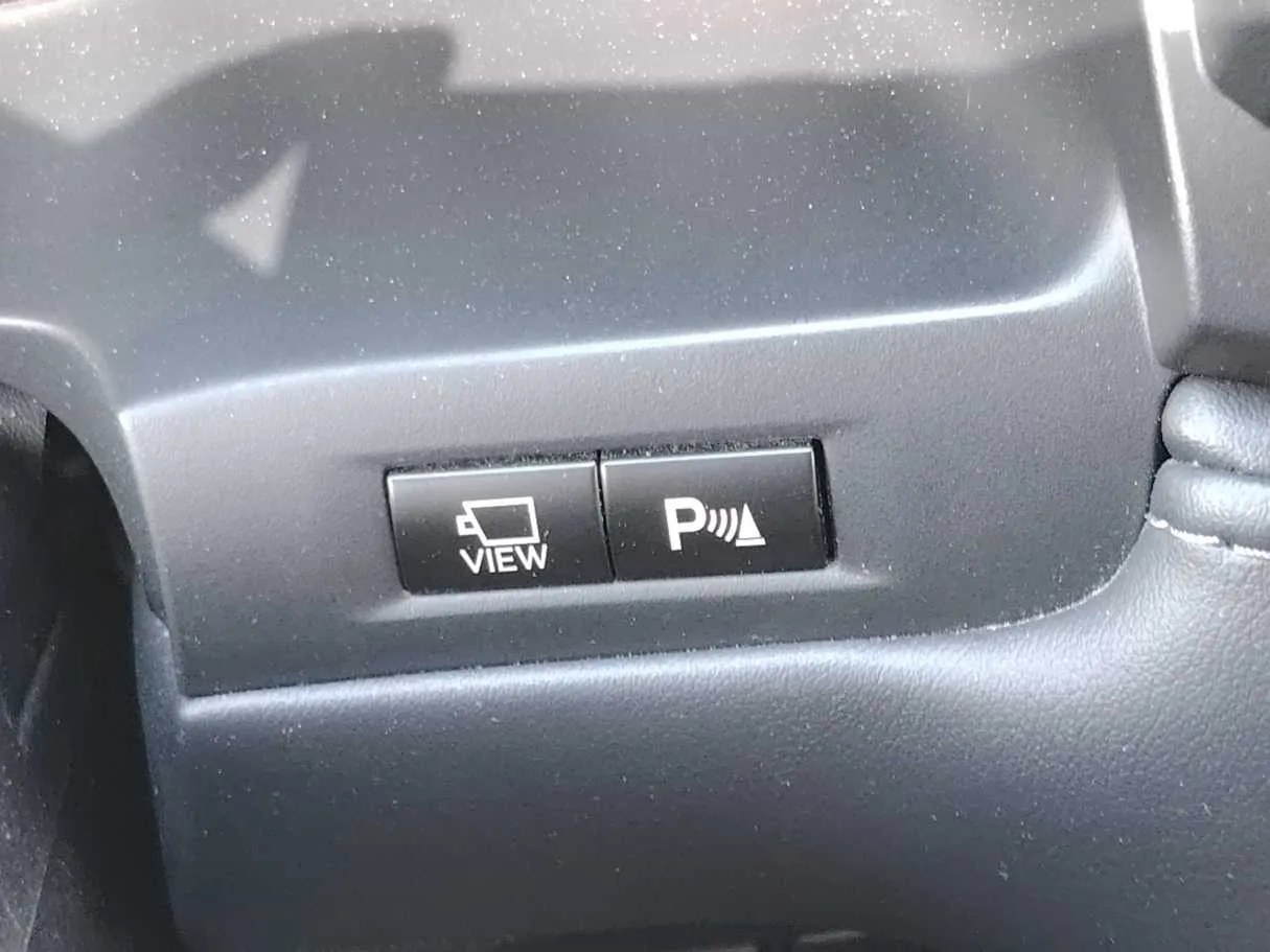 Car image 36