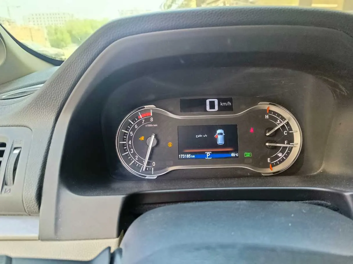 Car image 23