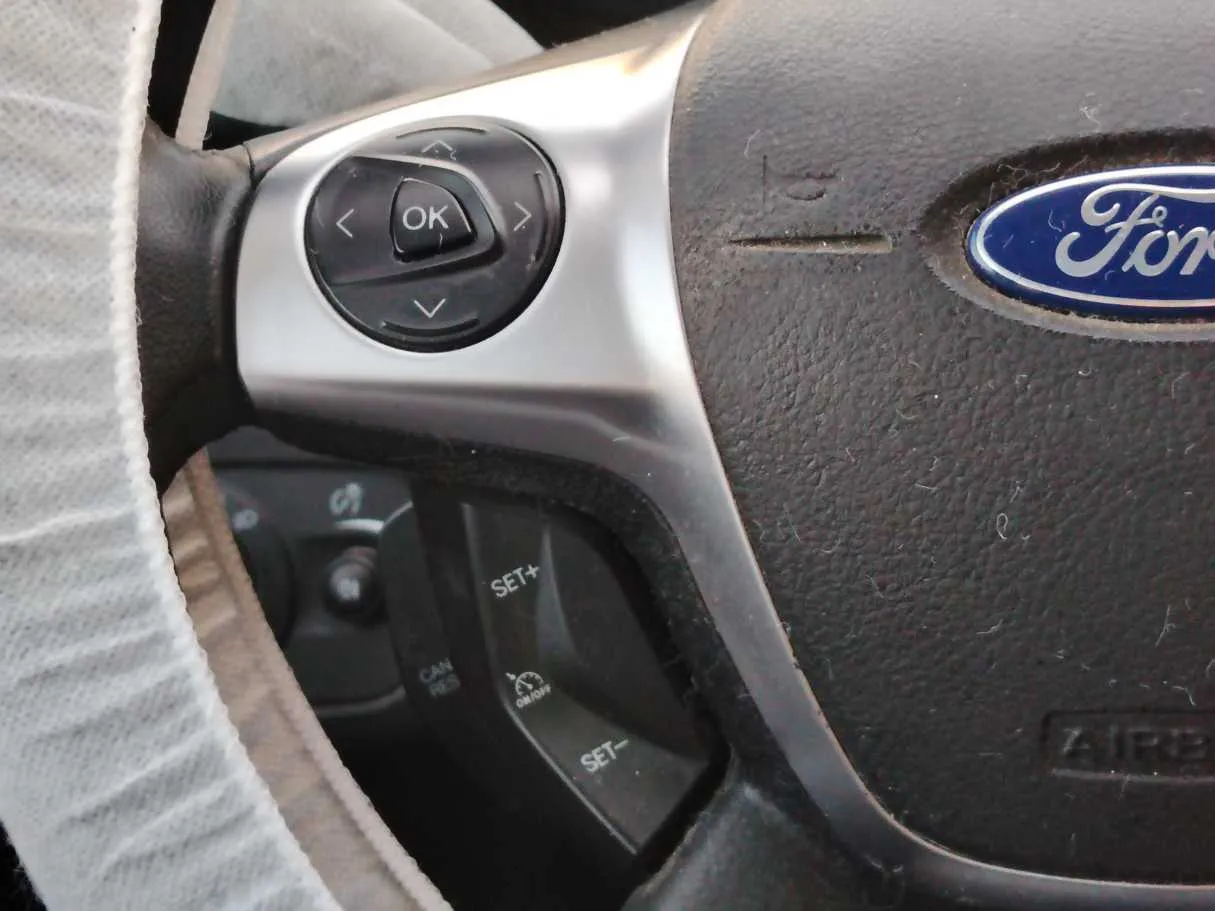 Car image 27