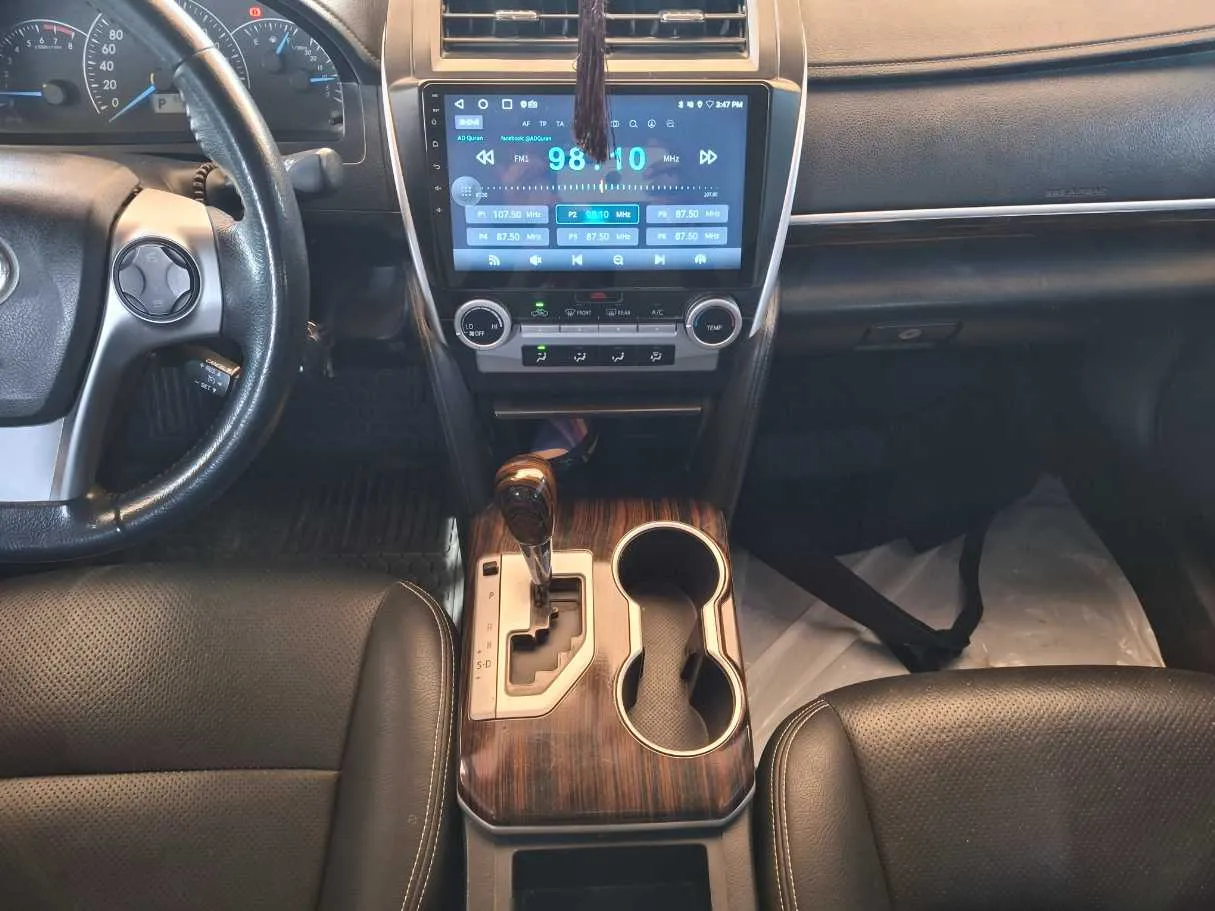 Car image 15