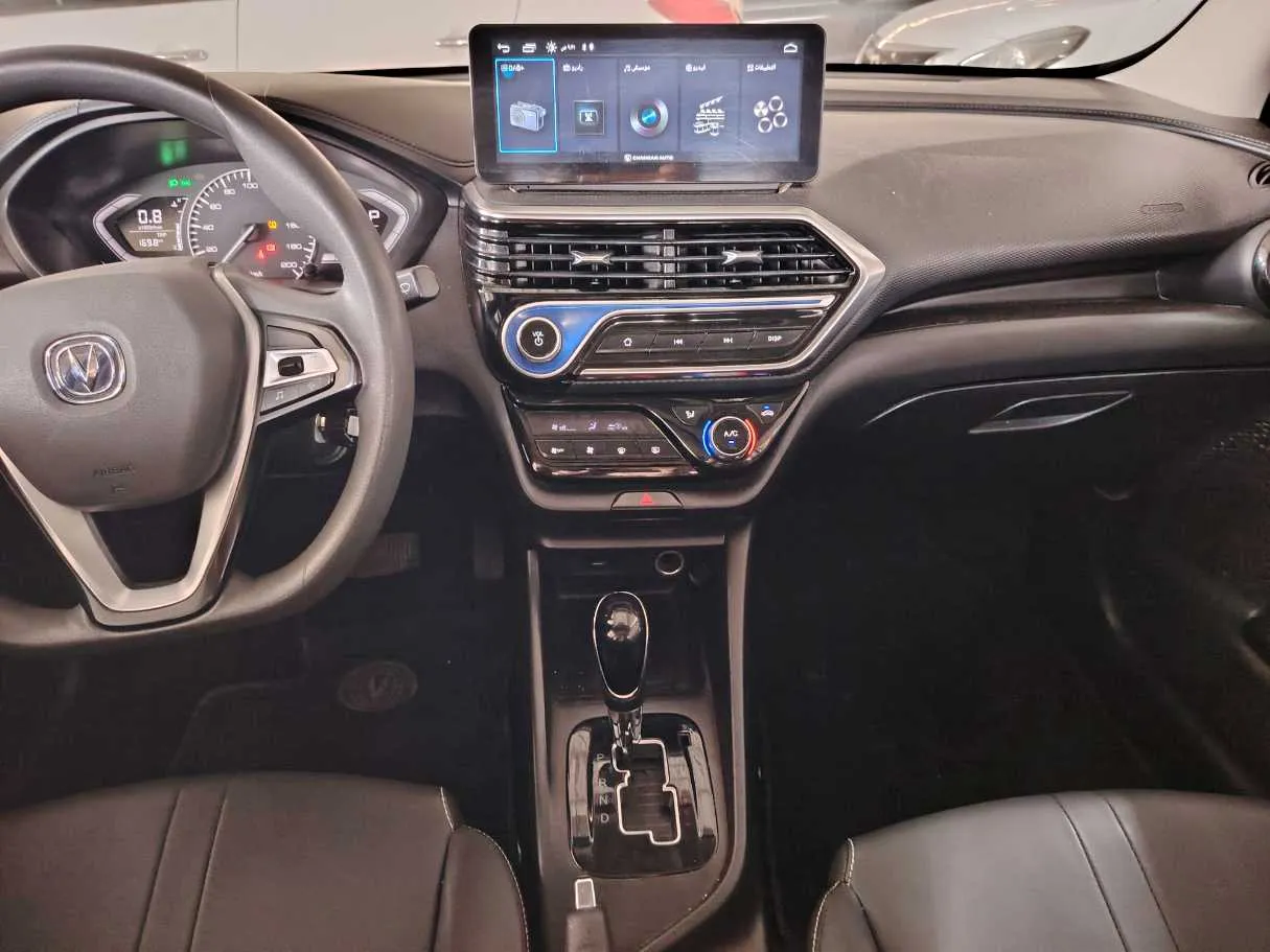 Car image 20