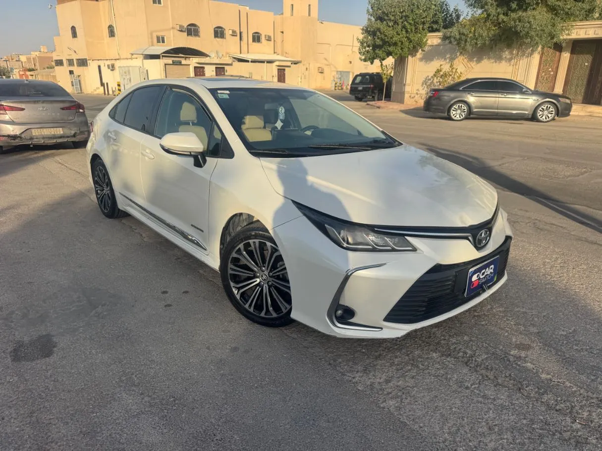 Car image 3