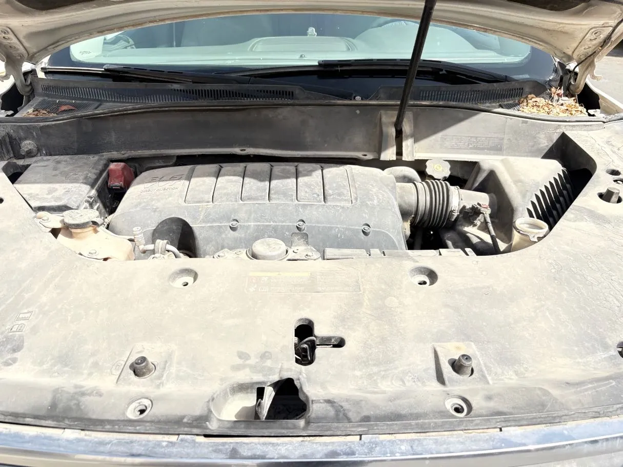 Car image 26